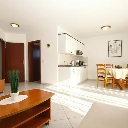 Apartamento Fuer 4 Personen Ca 48 Qm In Musalez, Istrien Istrische Riviera Poreč